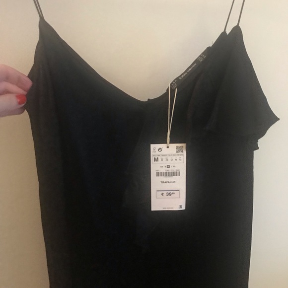 Black slip Zara dress - Picture 3 of 6